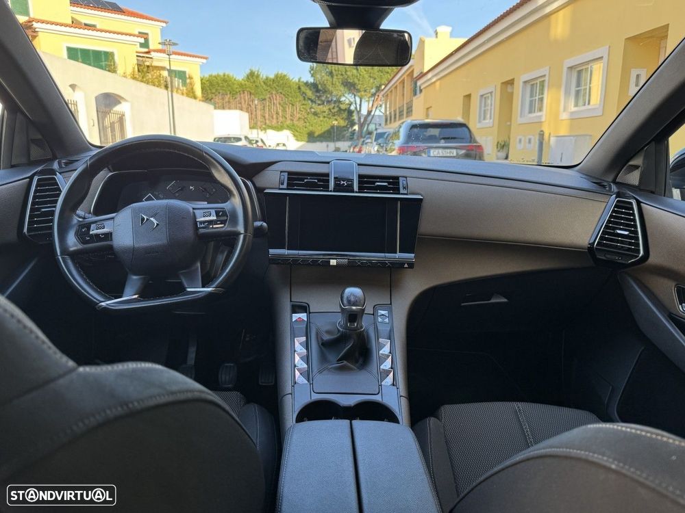 DS DS7 Crossback - 10