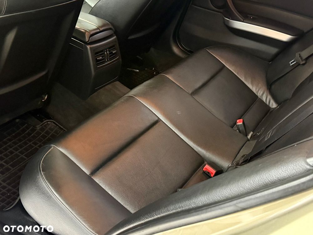 BMW Seria 3 - 17