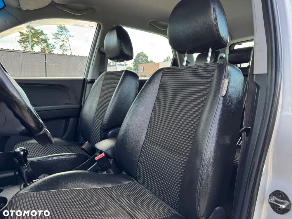 Kia Sportage 2.0 2WD Champ - 27