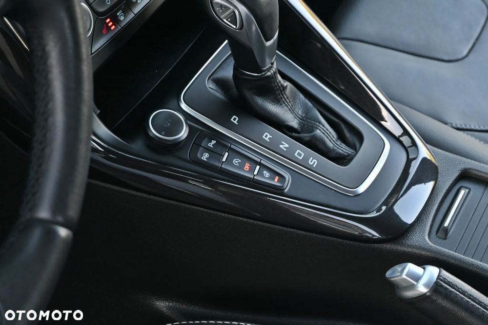 Ford Focus 1.5 EcoBoost Titanium - 32