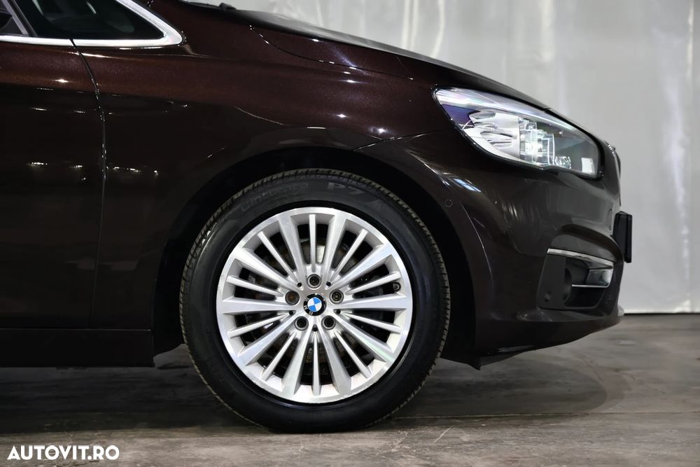 BMW Seria 2 218d Aut. Luxury Line - 33