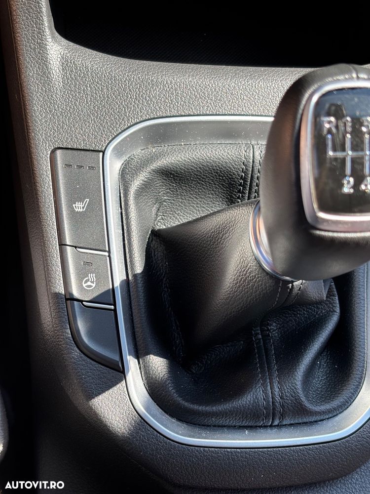 Hyundai i30 1.5 110CP 5DR M/T Highway - 6