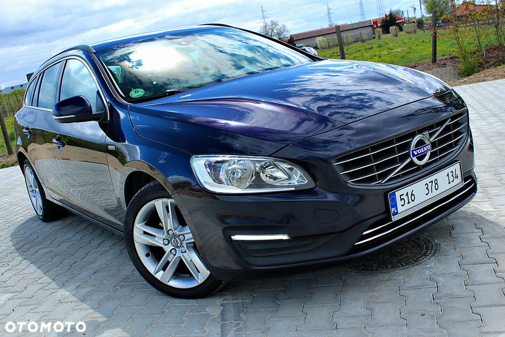 Volvo V60 D2 Geartronic Momentum - 18