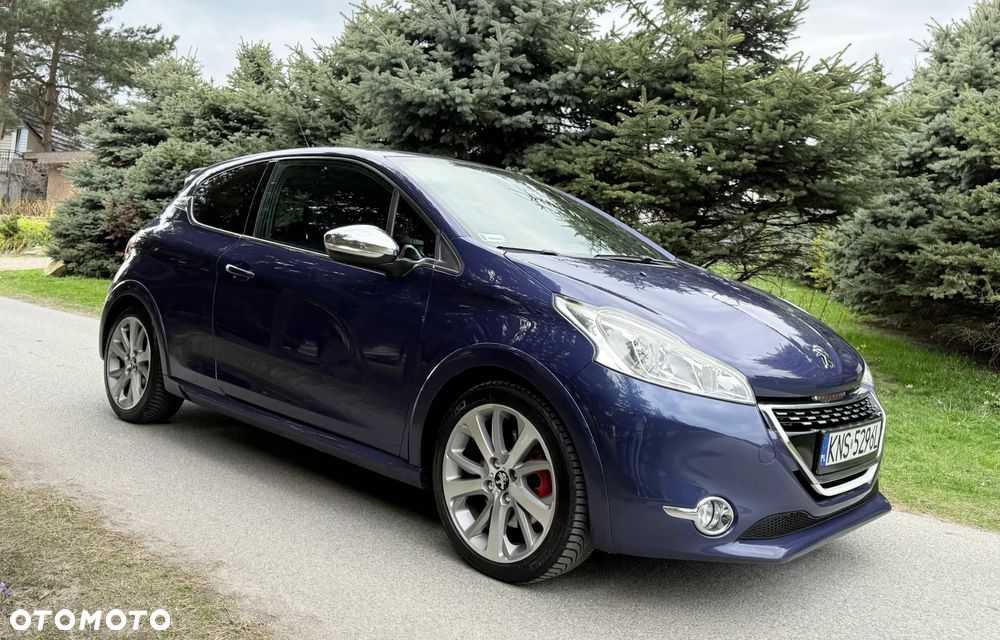 Peugeot 208 GTI 200 THP - 5