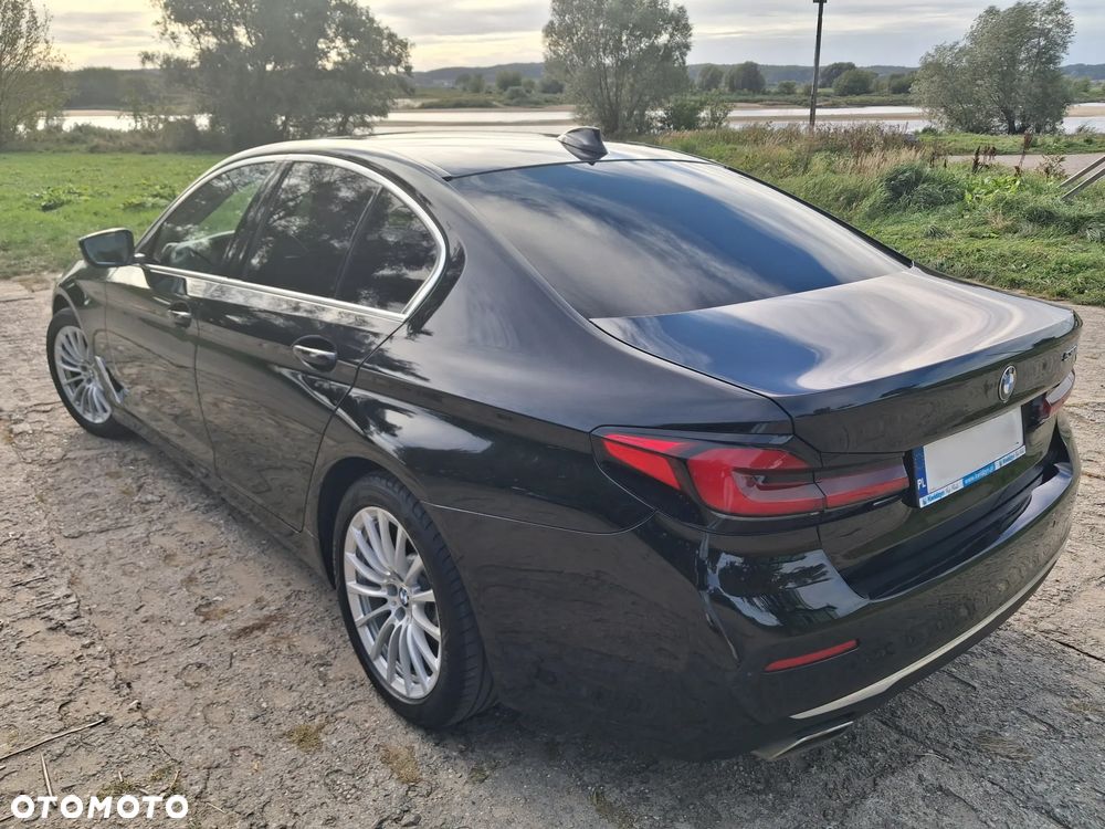 BMW Seria 5 530e iPerformance Luxury Line - 4