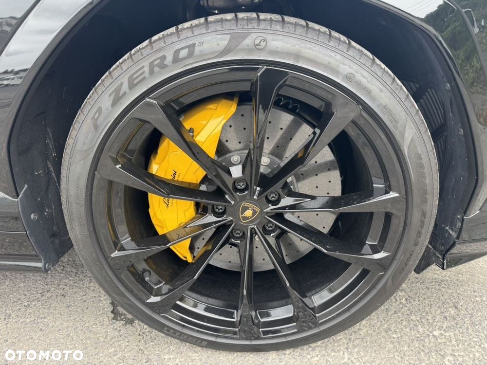 Lamborghini Urus Standard - 6