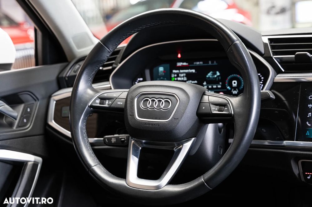 Audi Q3 45 TFSIe S tronic - 13