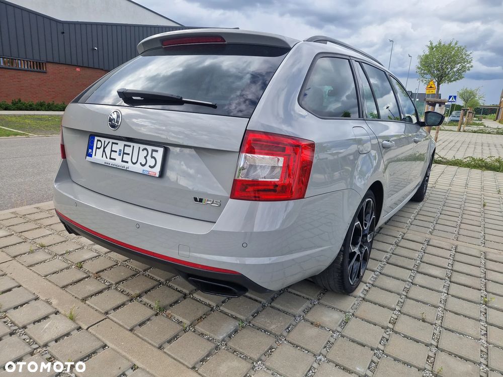 Skoda Octavia 2.0 TSI DSG RS 230 - 6