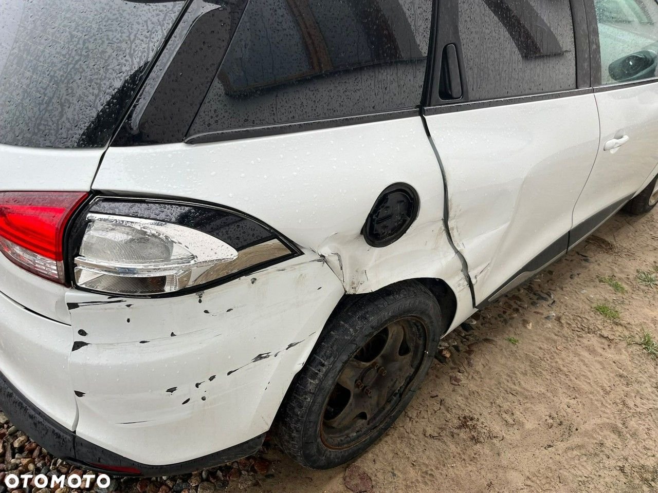 Renault Clio - 17