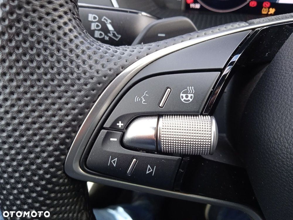 Skoda Octavia 2.0 TDI Sportline DSG - 25