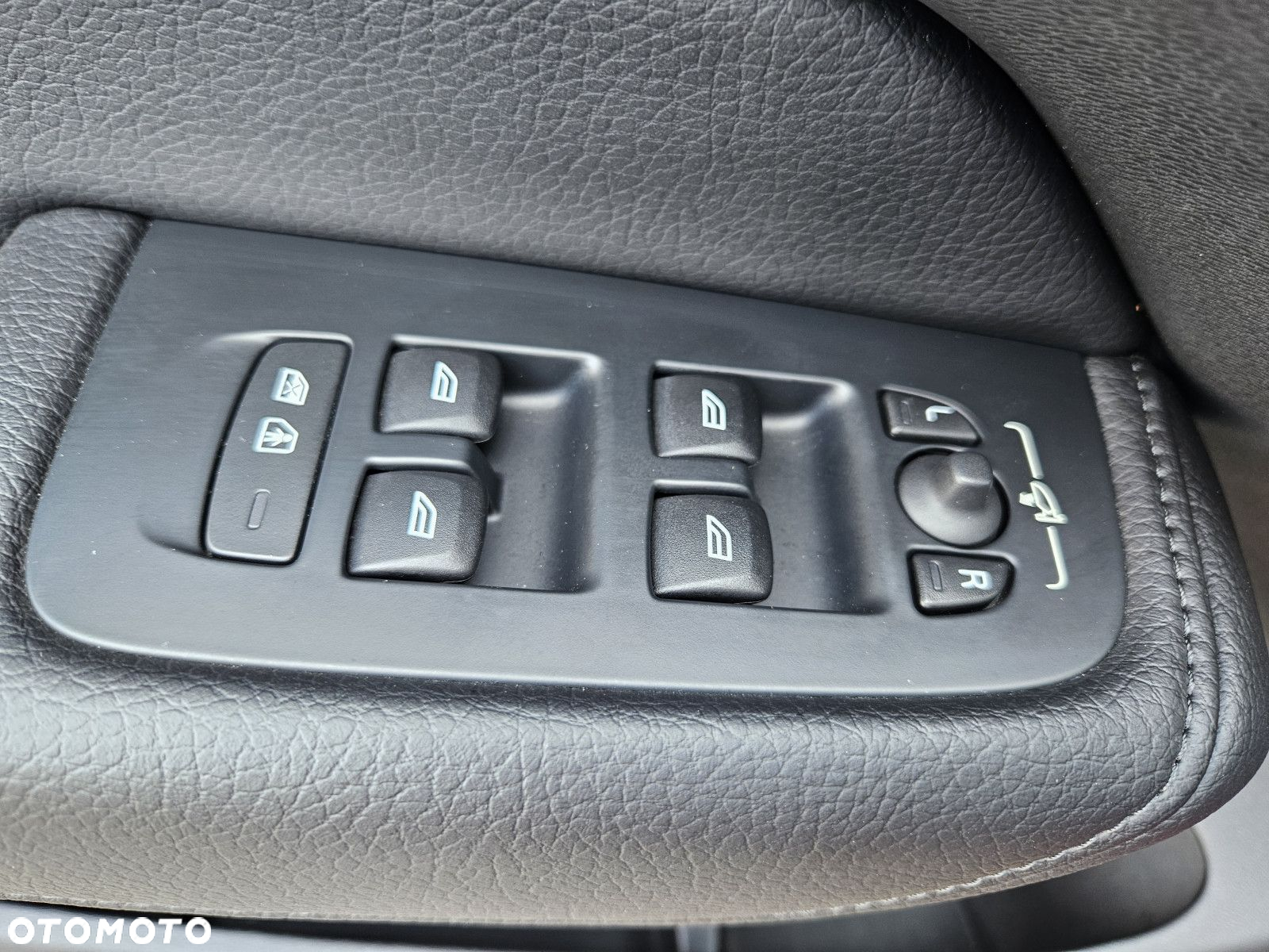 Volvo XC 60 - 28