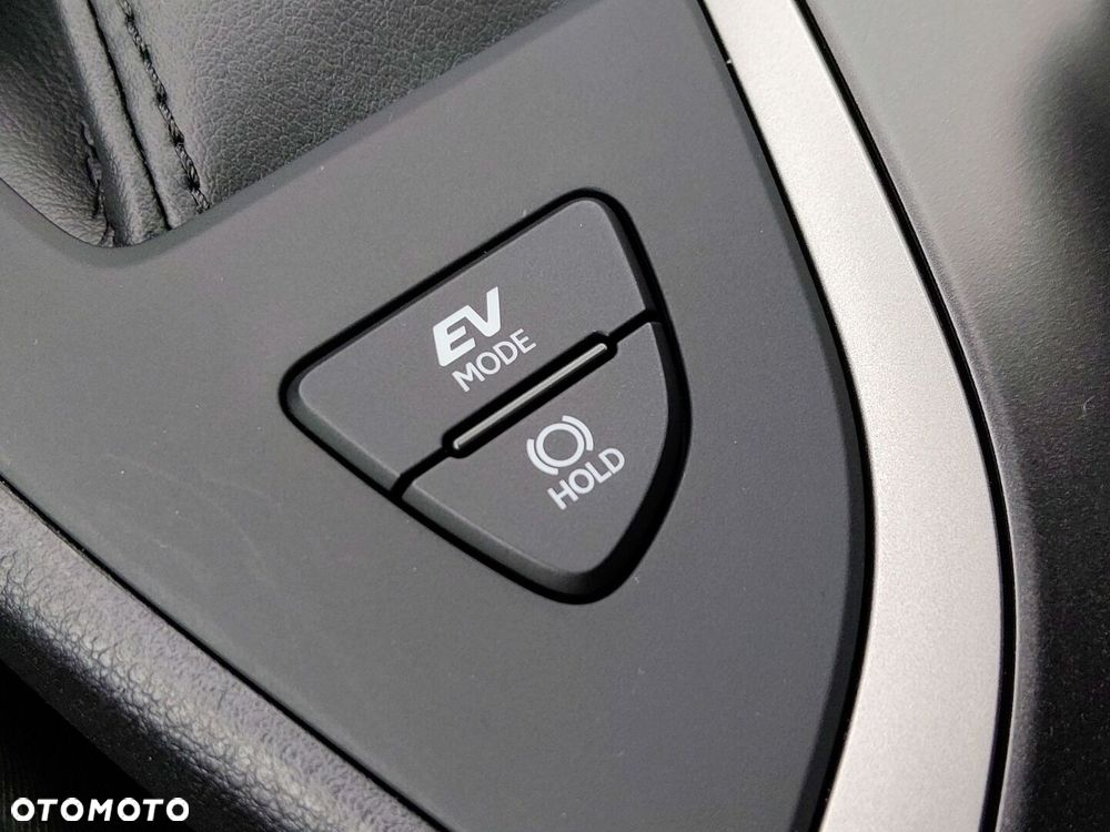 Lexus UX 250h GPF Business 2WD - 29