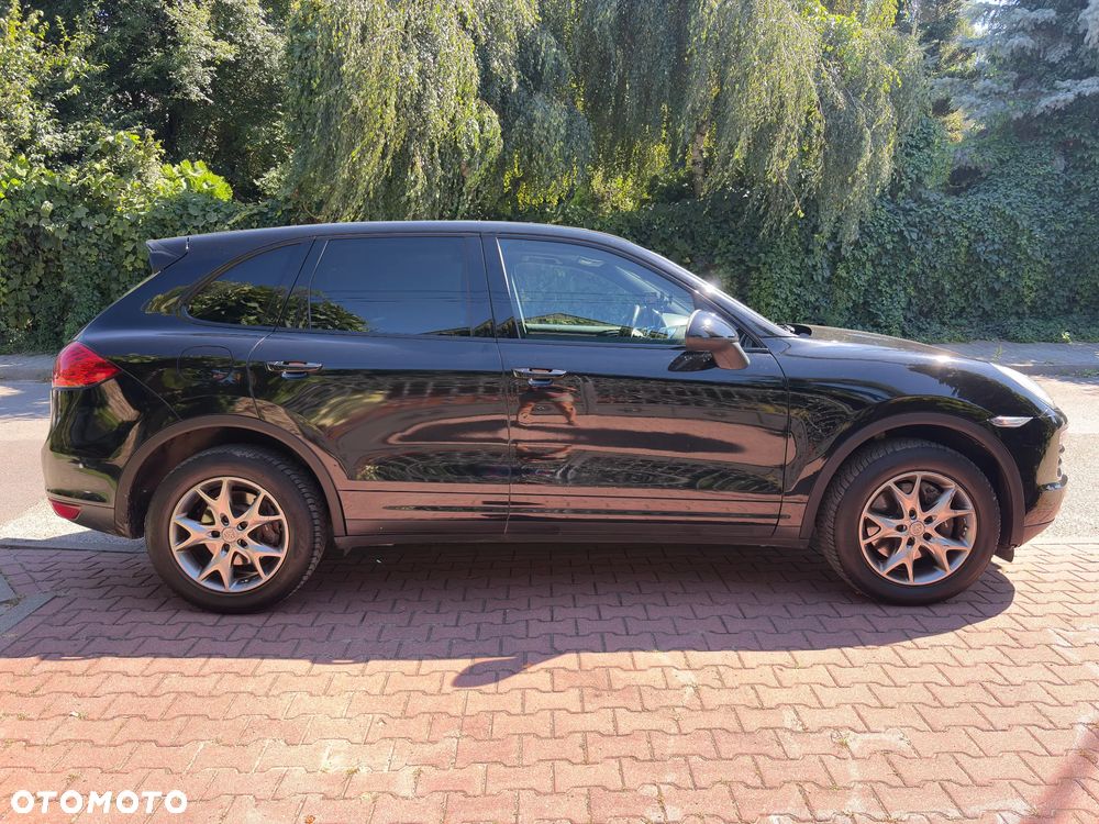 Porsche Cayenne - 8