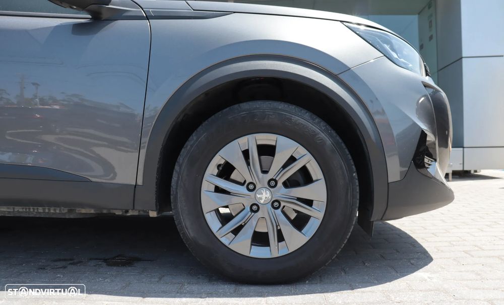 Peugeot 2008 1.2 PureTech Active EAT8 — fotografia 6