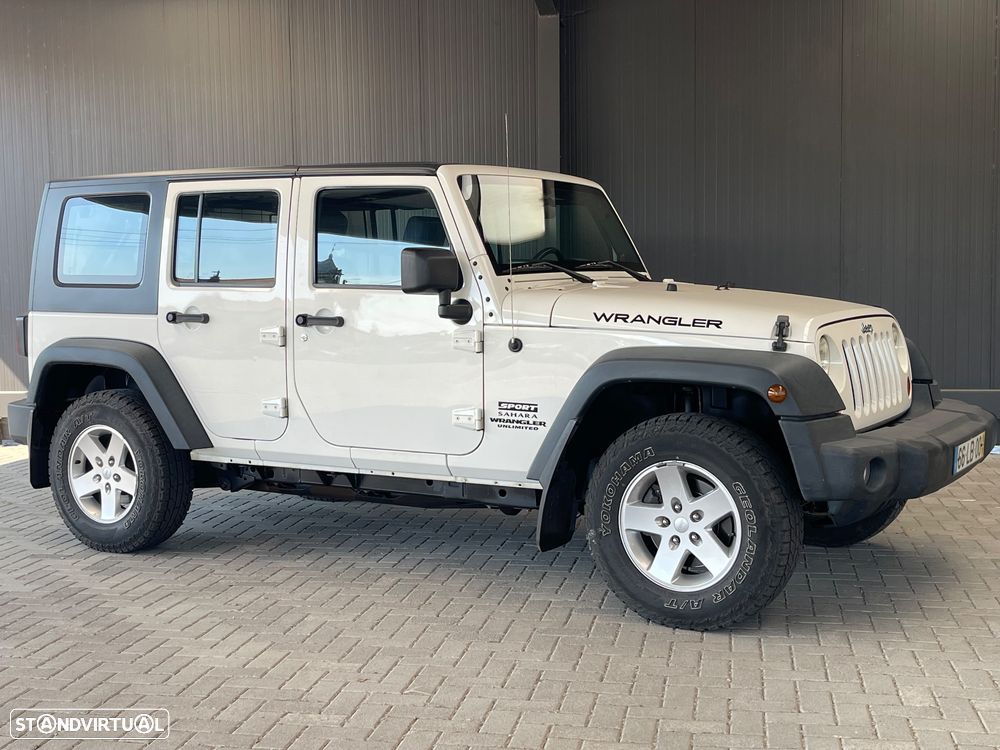 Jeep Wrangler Unlimited - 4