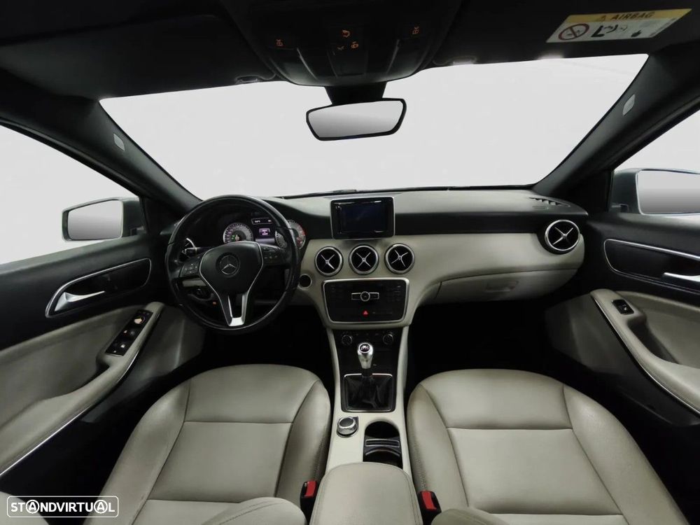 Mercedes-Benz A 180 CDI (BlueEFFICIENCY) Urban - 7