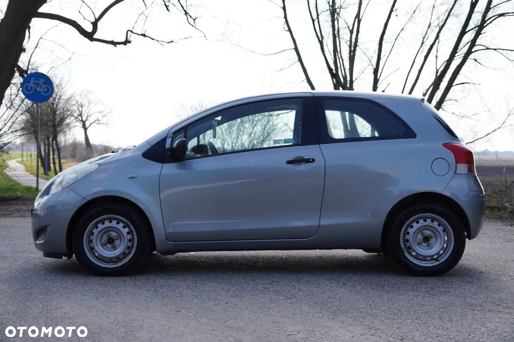 Toyota Yaris 1.33 Luna - 3
