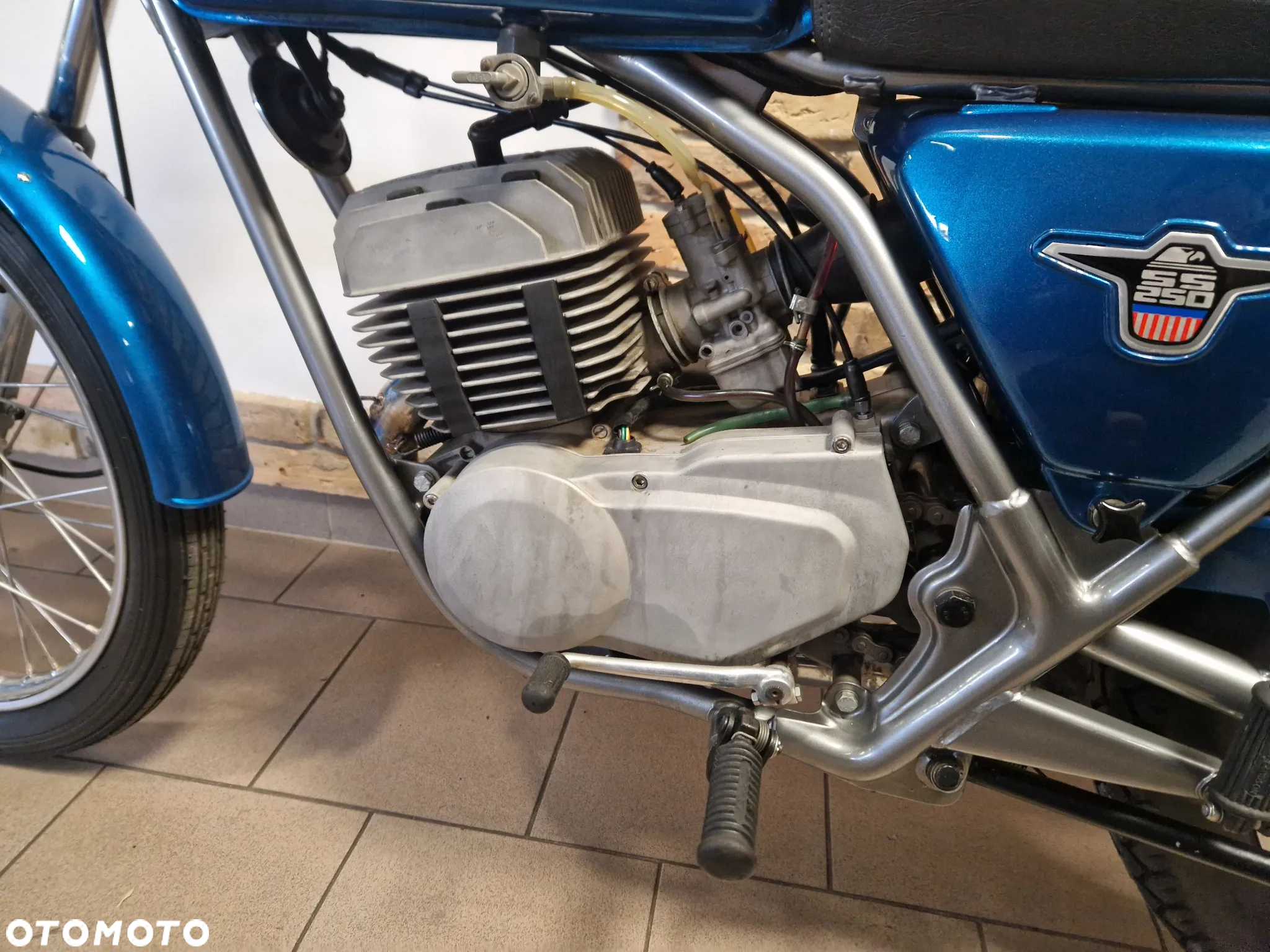 Harley-Davidson Inny - 12