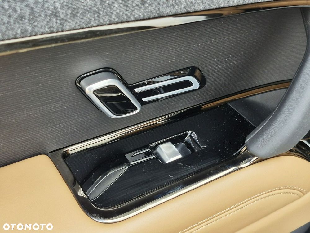 Land Rover Range Rover Sport - 25