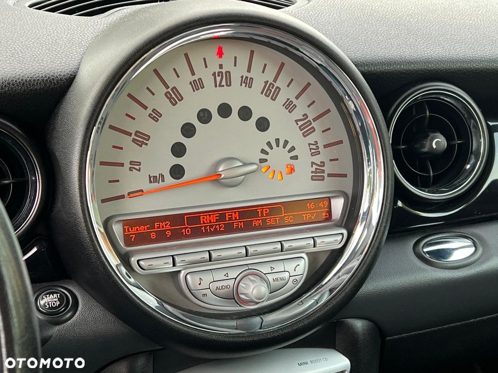 MINI Cooper S 50 Mayfair - 18