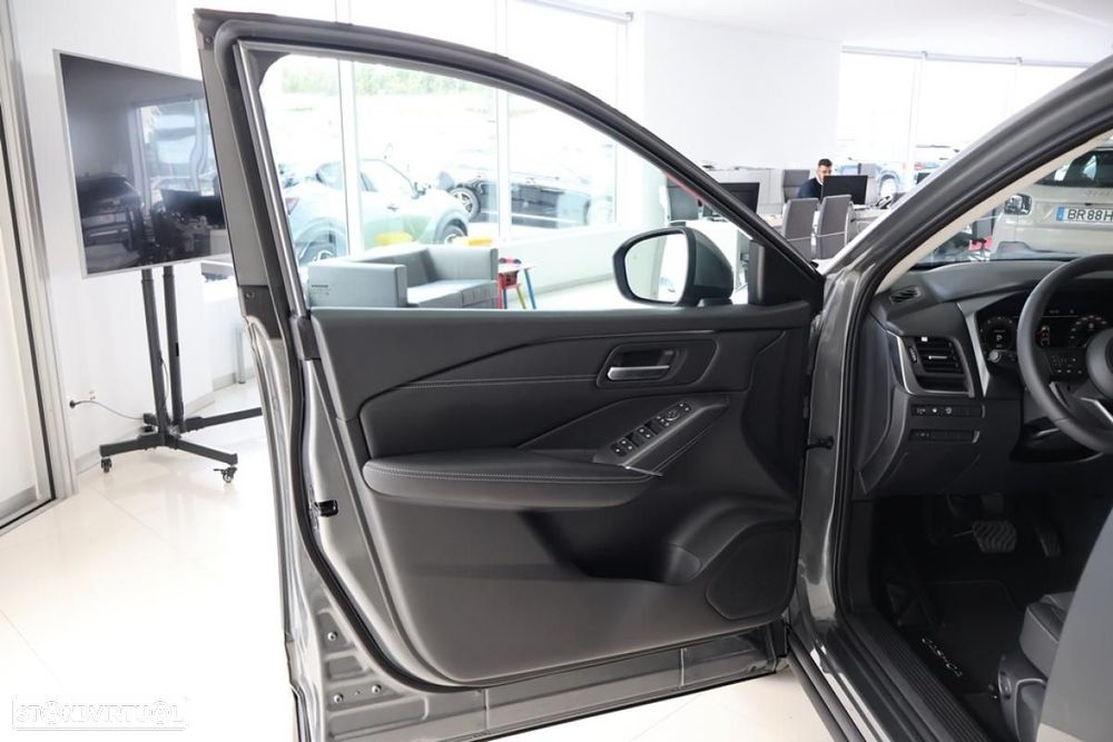 Nissan Qashqai 1.3 DIG-T Advance Xtronic - 49