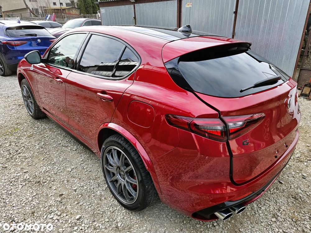 Alfa Romeo Stelvio 2.9 V6 Bi-Turbo Quadrifoglio Q4 - 6