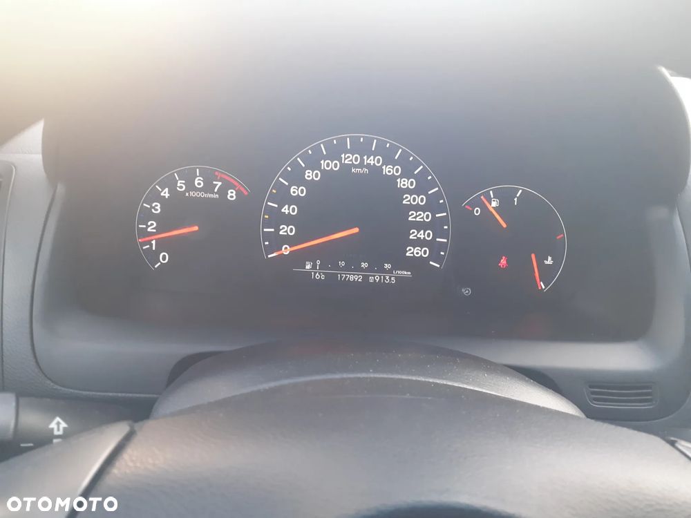 Honda Accord 2.0 Comfort - 14