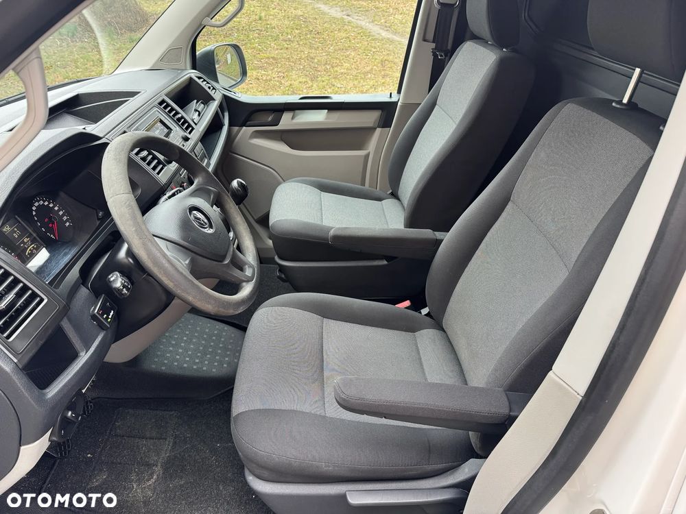 Volkswagen TRANSPORTER T6 - 13