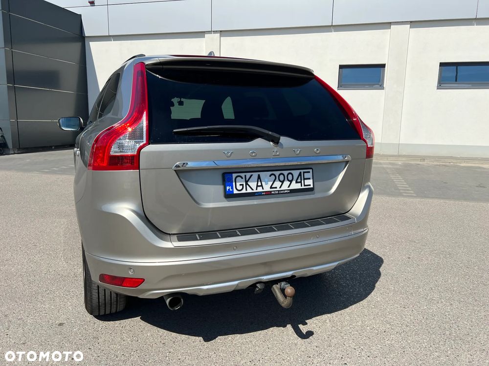 Volvo XC 60 D3 Geartronic Momentum - 13