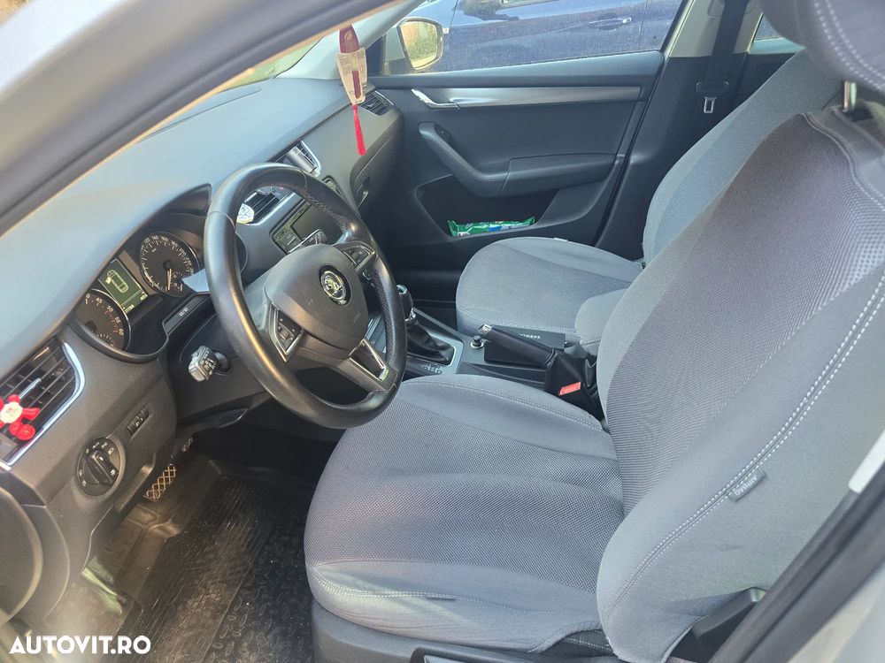Skoda Octavia 1.6 TDI Green tec DSG Edition - 11