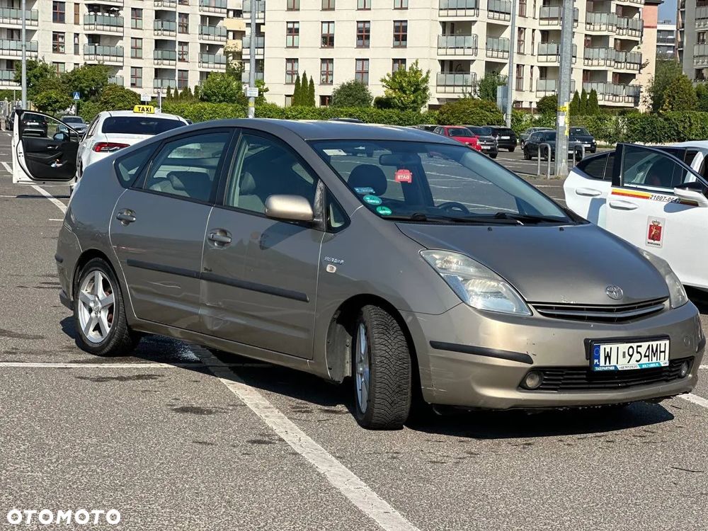 Toyota Prius 1.5 VVT-i Sol - 10