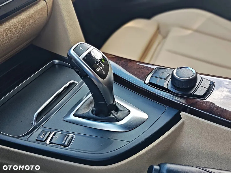 BMW Seria 3 - 22