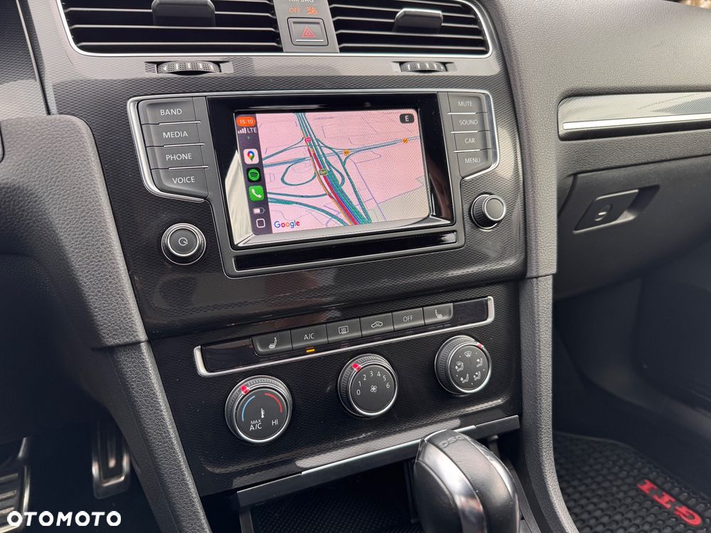 Volkswagen Golf GTI (BlueMotion Technology) DSG Performance - 11