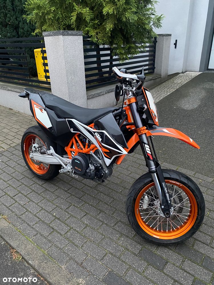 KTM SMC