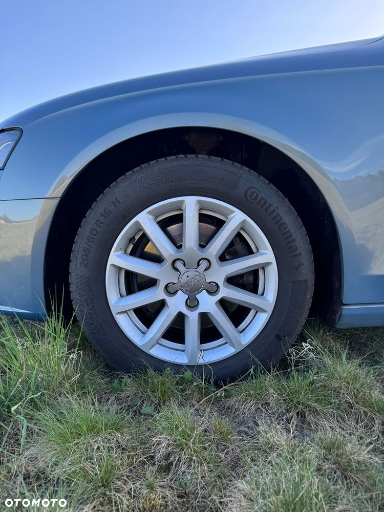 Audi A4 Limousine - 7
