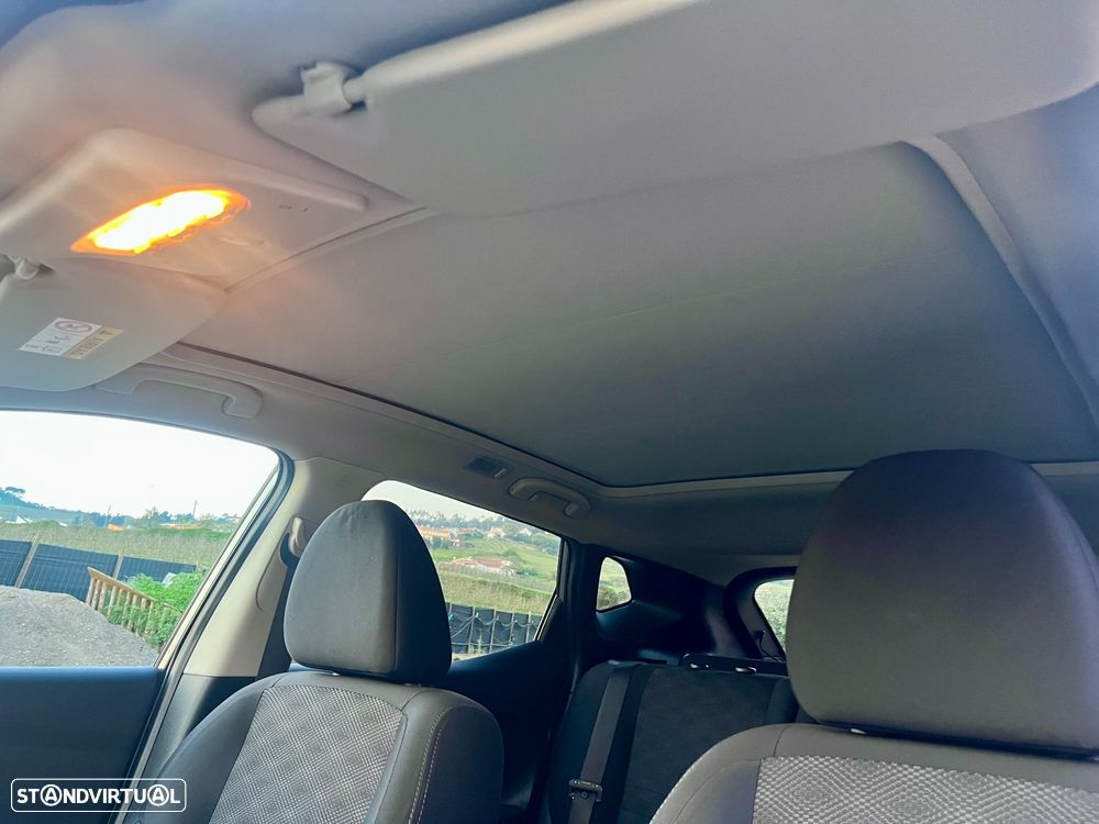 Nissan Qashqai 1.5 dCi N-Connecta 18 - 13