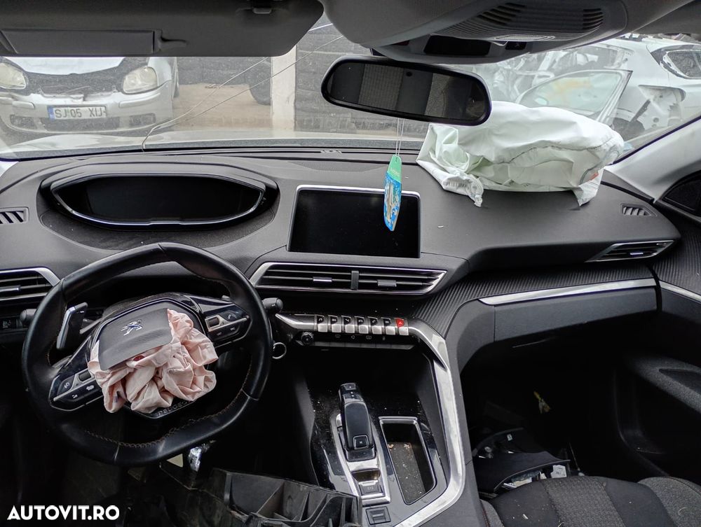 Armatura bara spate 9816071580 Peugeot 3008 2 [2016 - 2020] 1.6 hdi B - 8