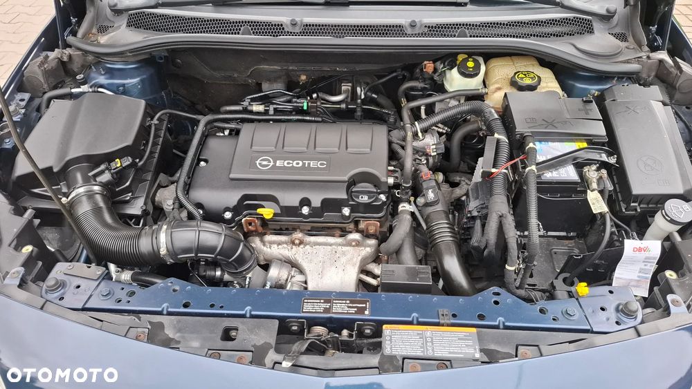 Opel Astra 1.4 Turbo - 16