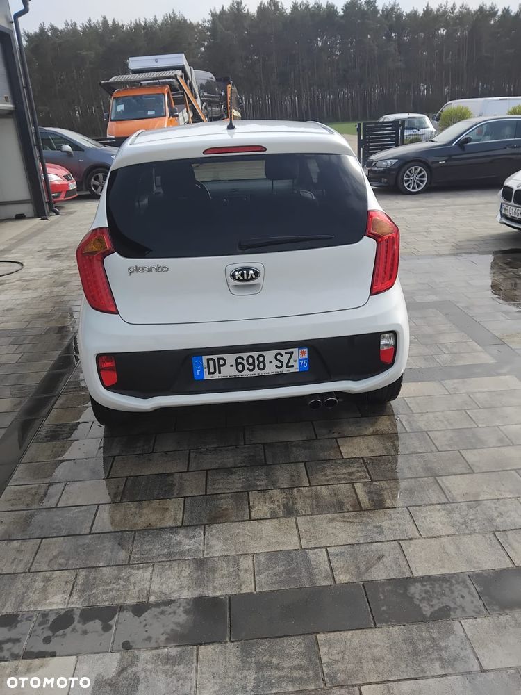 Kia Picanto 1.0 Dream Team Edition - 4