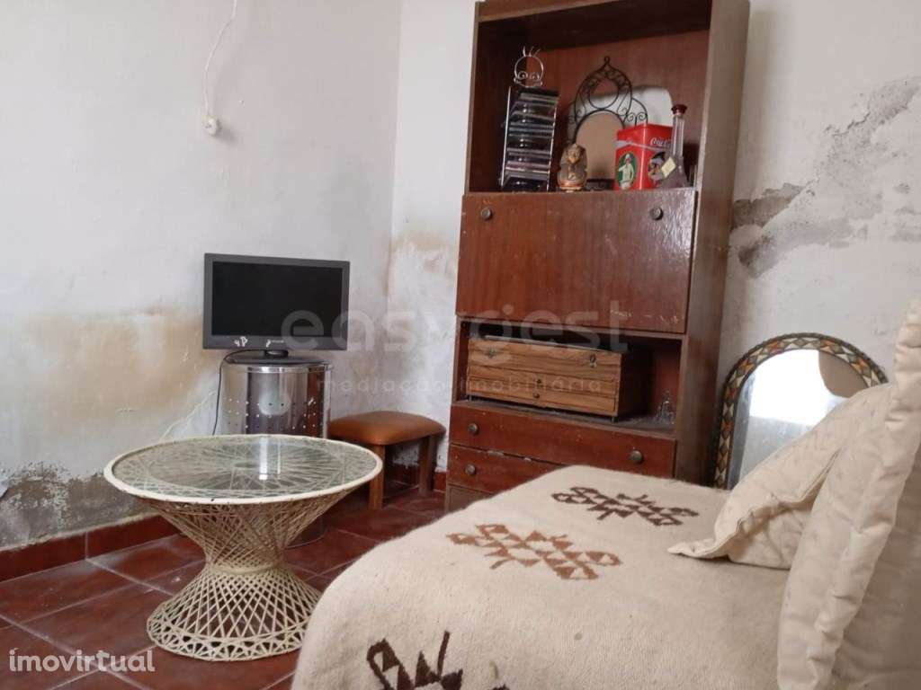 Moradia para recuperar no Centro da Cidade de Beja - Grande imagem: 2/13