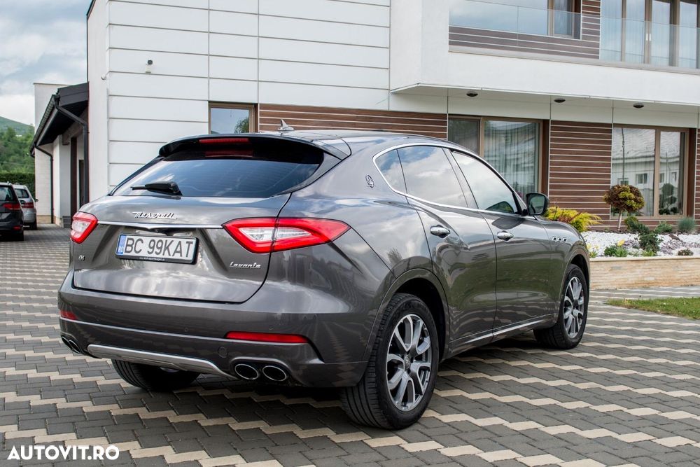 Maserati Levante Q4 - 3