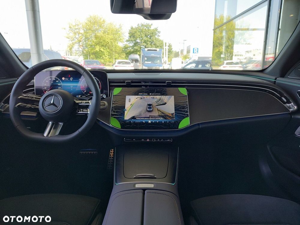 Mercedes-Benz Klasa E - 17