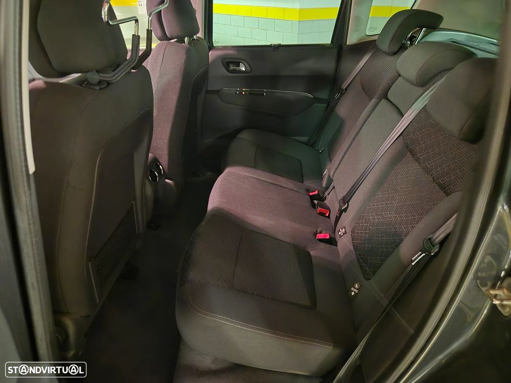 Peugeot 3008 1.6 BlueHDi Style - 25