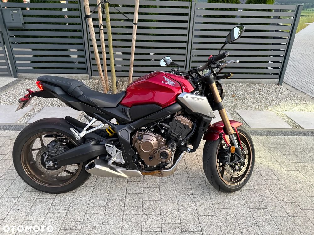 Honda CB - 8