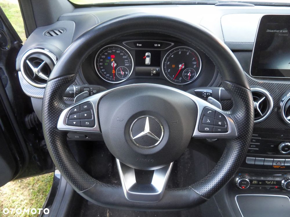 Mercedes-Benz Klasa B 180 7G-DCT Peak Edition - 23