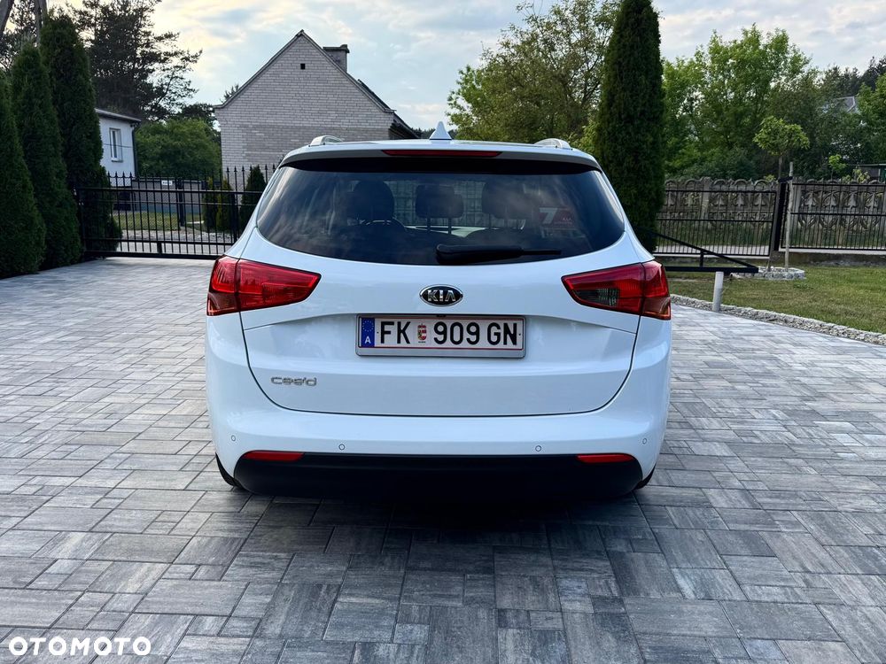 Kia Ceed 1.4 CVVT Dream-Team Edition - 5