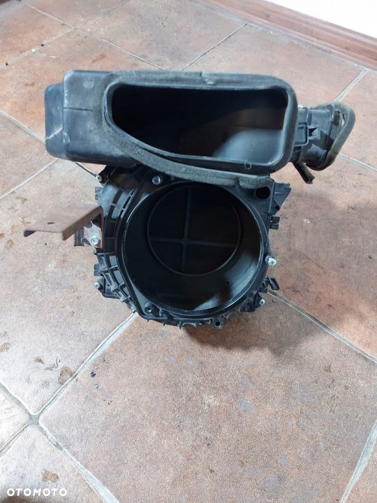 Obudowa wentylatora Maxity Cabstar, 07-20r, części - 2