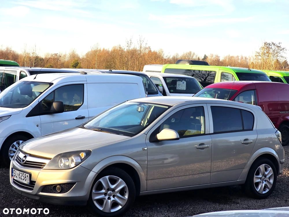 Opel Astra 1.4 Enjoy - 8