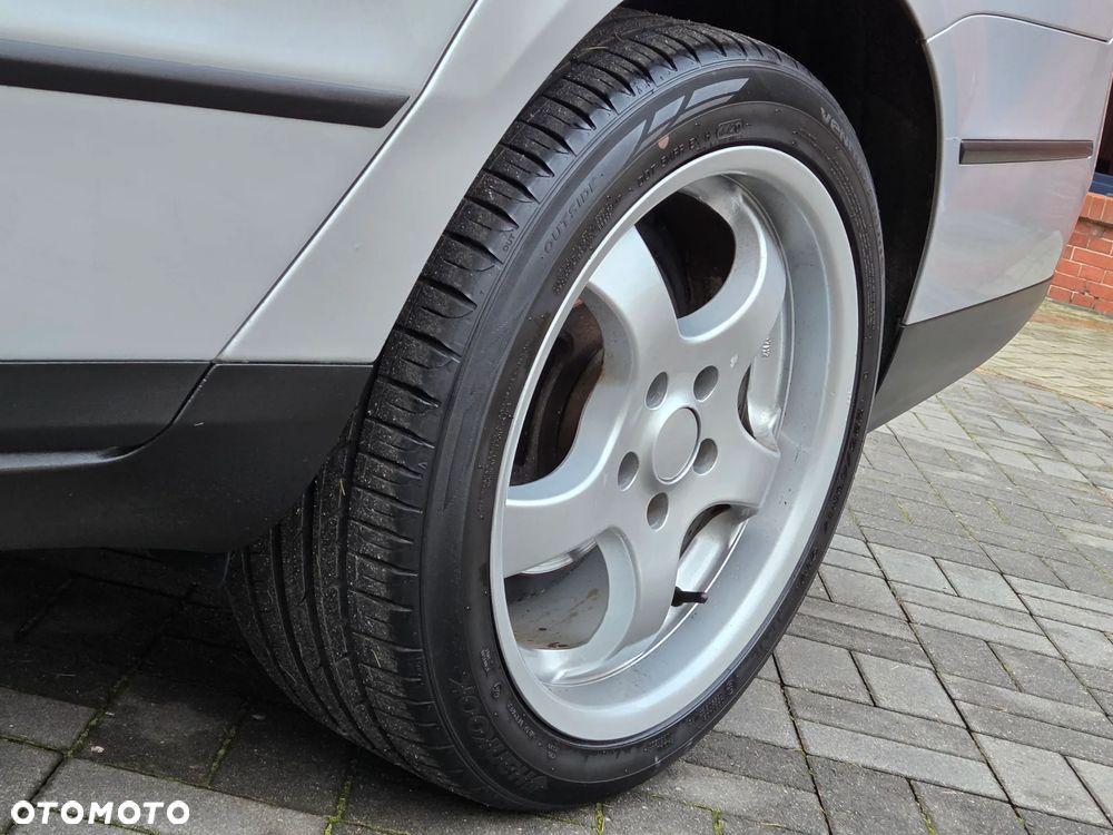 Volkswagen Passat 2.0 TDI DPF DSG Trendline - 20