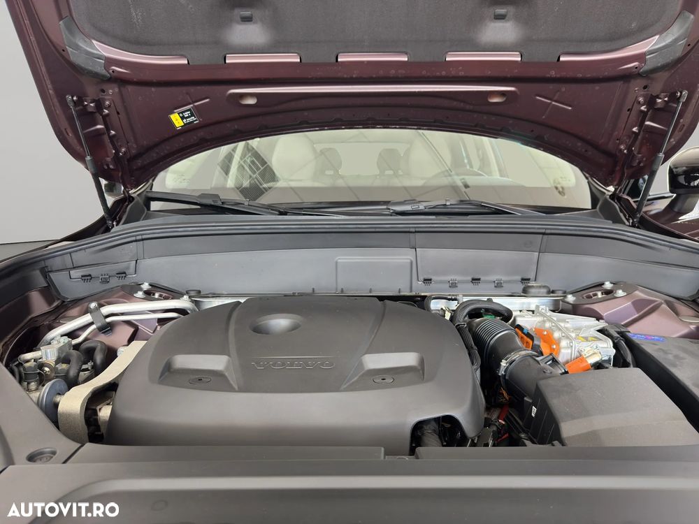Volvo XC 90 - 18